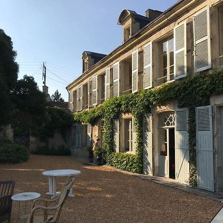 Chambres D'Hotes Le Clos De Bonneval Saint-Jean-de-Thouars Exterior photo