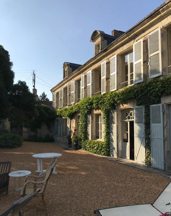Chambres D'Hotes Le Clos De Bonneval Saint-Jean-de-Thouars Exterior photo